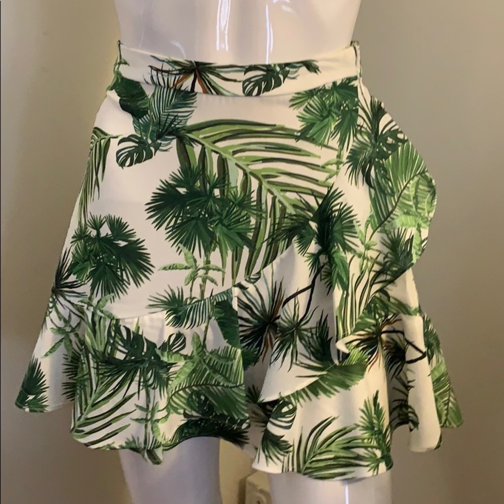 Sexy & Flirty Lea & Viola Skirt